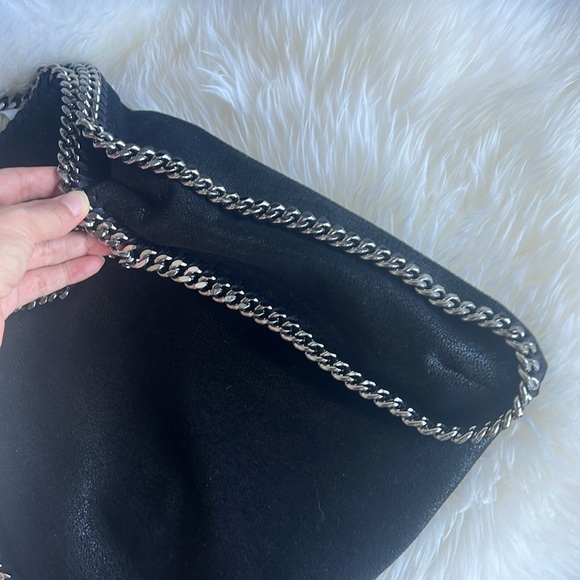 STELLA MCCARTNEY
Black Three-Chain Falabella Tote - Picture 3 of 6